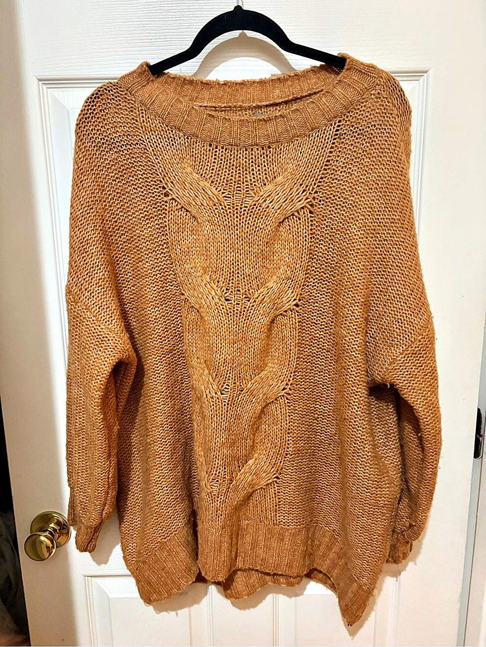 aerie Cable Knit Sweater in Brown Size Medium Like New